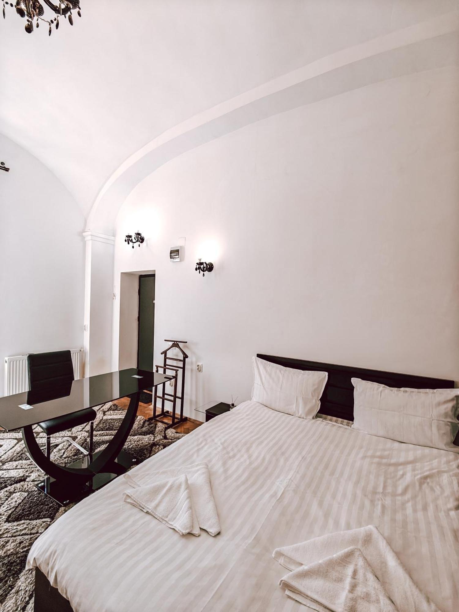 Studio Berindei Cluj-Napoca Luaran gambar